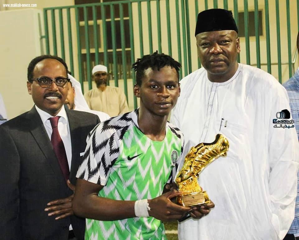 بحضور الشيخ غزالي طس منتخب الجالية النيجيريا يحصد كأس دوري القناصل المعتمدين بجدة احتضنته اكاديمية النادي الاهلي بجدة 