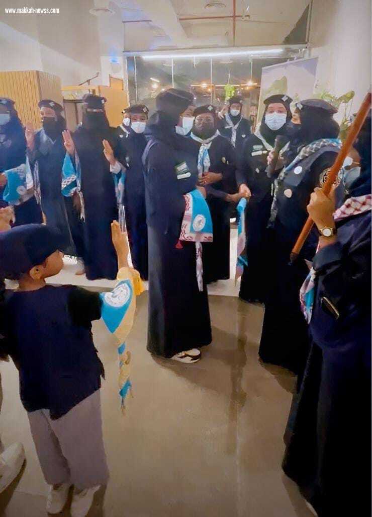 مجموعة الأمل الصاعد لفتيات الكشافة التابعة لمركز حي المسفلة تقيم حفل وعد وقبول بمناسبة يوم المرشدة العربية