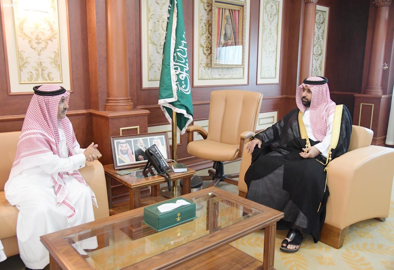 نائب أمير جازان يستقبب محافظ العيدابي واللجنة المنظمة لمهرجان العسل الرابع 