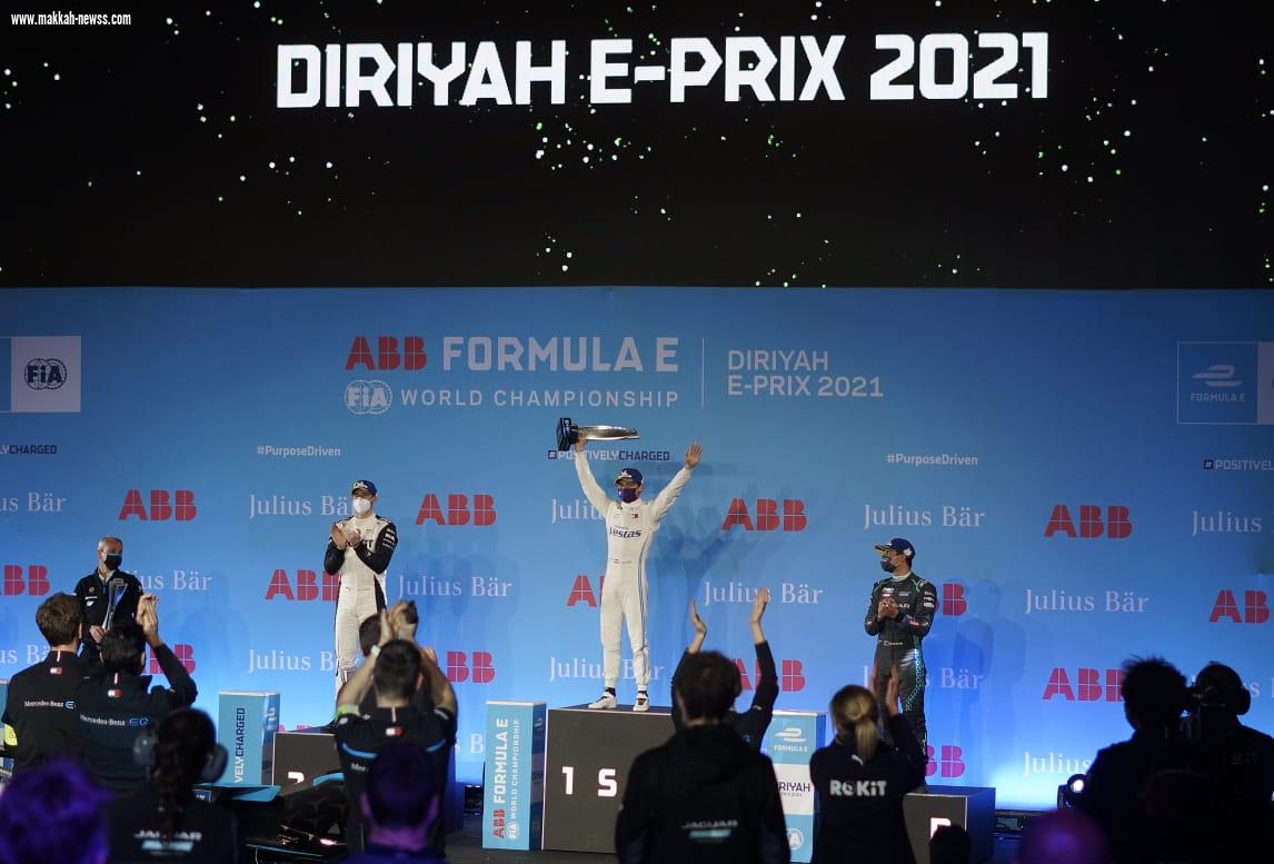 الهولندي دي فريز بطلاً للجولة الافتتاحية من سباق فورمولا إي الدرعية 2021