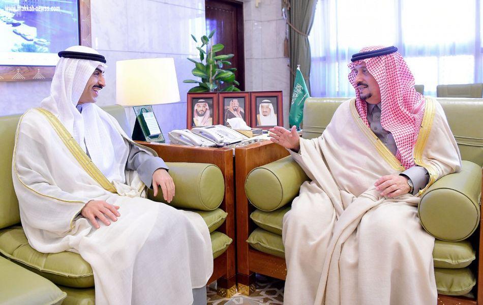 أمير الرياض يستقبل أمين عام جمعية البر وسفير الكويت 