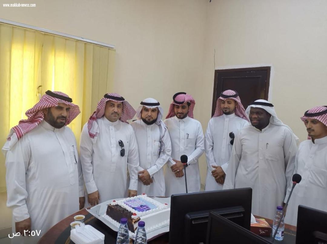 رئيس المجلس البلدي بالعارضة  محزري واعضاء المجلس يهنئون التليدي على الترقيه