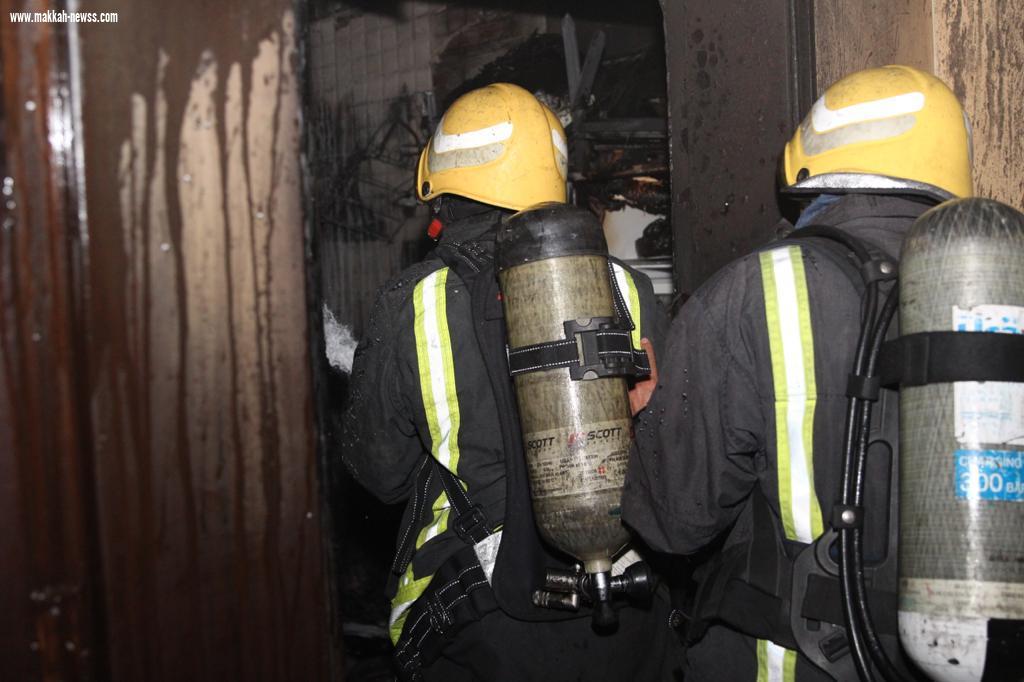 فرق الدفاع المدني بالعاصمة المقدسة تسيطر على حريق بشقة بحي الشوقية