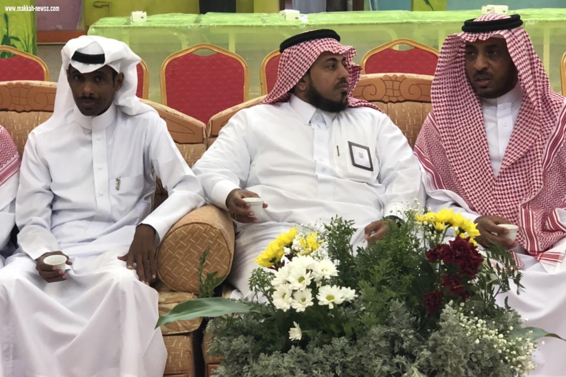 أنشئت بجهود ذاتية لتقديم الخدمات الصحية والتثقيفية والتوعوية للطلاب مدير مكتب تعليم صامطة يدشن العيادة المدرسية بابتدائية الدريعية