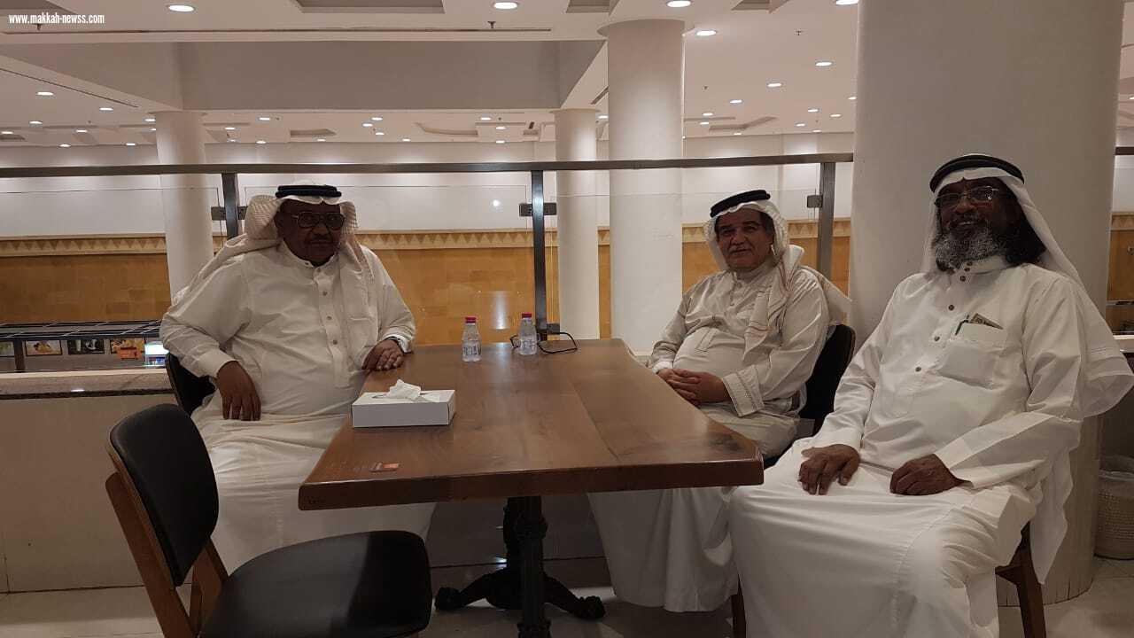 الاجتماع الشهري لاعضاء صحيفة شبكة نادي الصحافة مع أعضاء جمعية المتقاعدين 