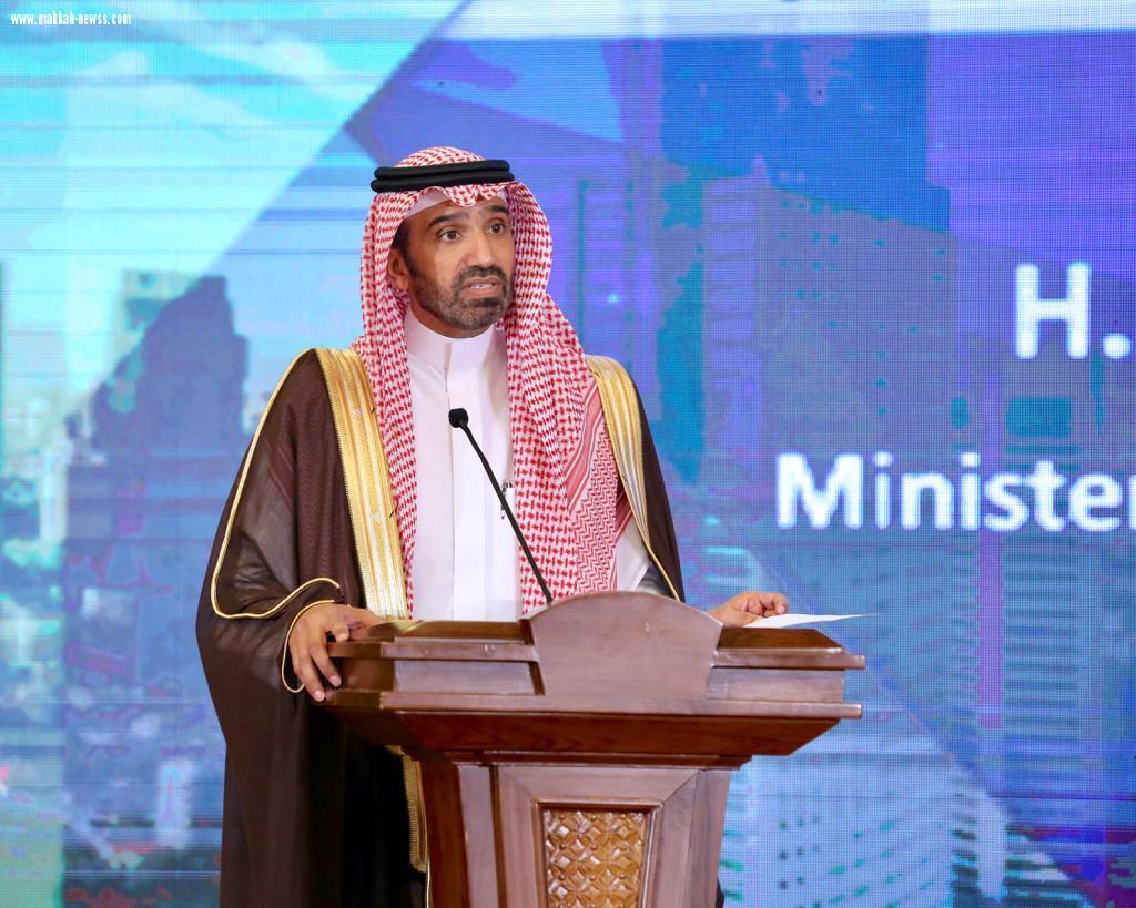 وزير العمل يوقع مع نظيره الإندونيسي اتفاقية لإعادة استقدام العمالة المنزلية الإندونيسية للعمل في المملكة 