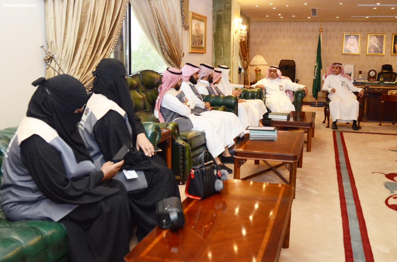 النشامى التطوعي يمنحون معالي أمين أمانة العاصمة المقدسة العضوية الشرفية