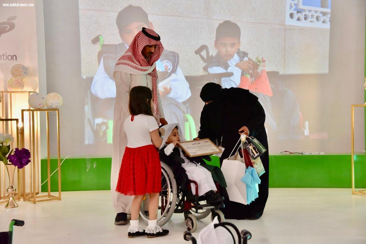 مركز جمعية الأطفال المعوقين بجازان يختتم نشاطه التعليمي ويكرم الأطفال