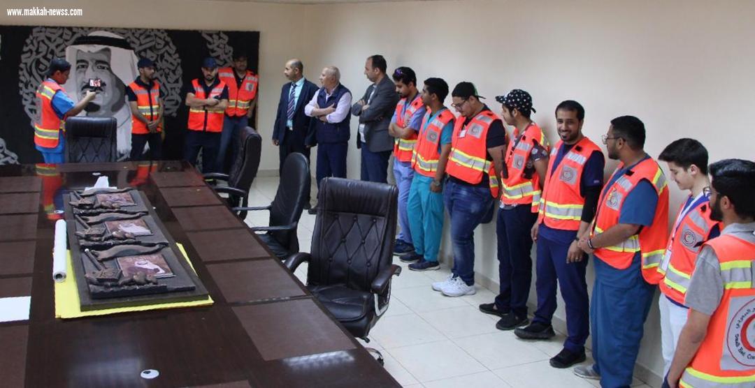 الصليب الأحمر الدولي يزور فريق التطوع التابع للهلال الأحمر السعودي بالطائف