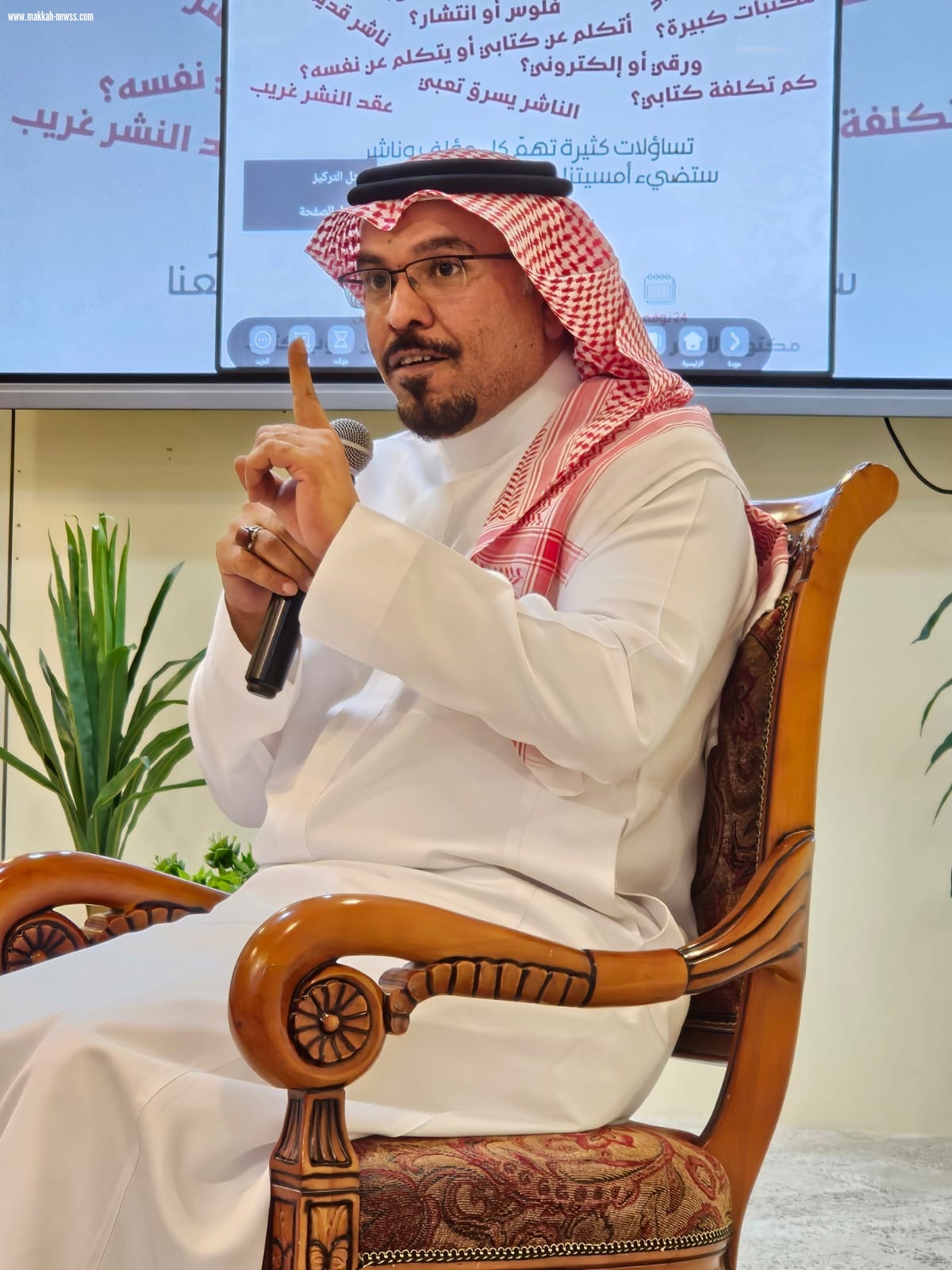 أمسية نوعية في كوب كتاب، عبدالعزيز الجاسم يعيد تعريف العلاقة بين الأدب والاقتصاد