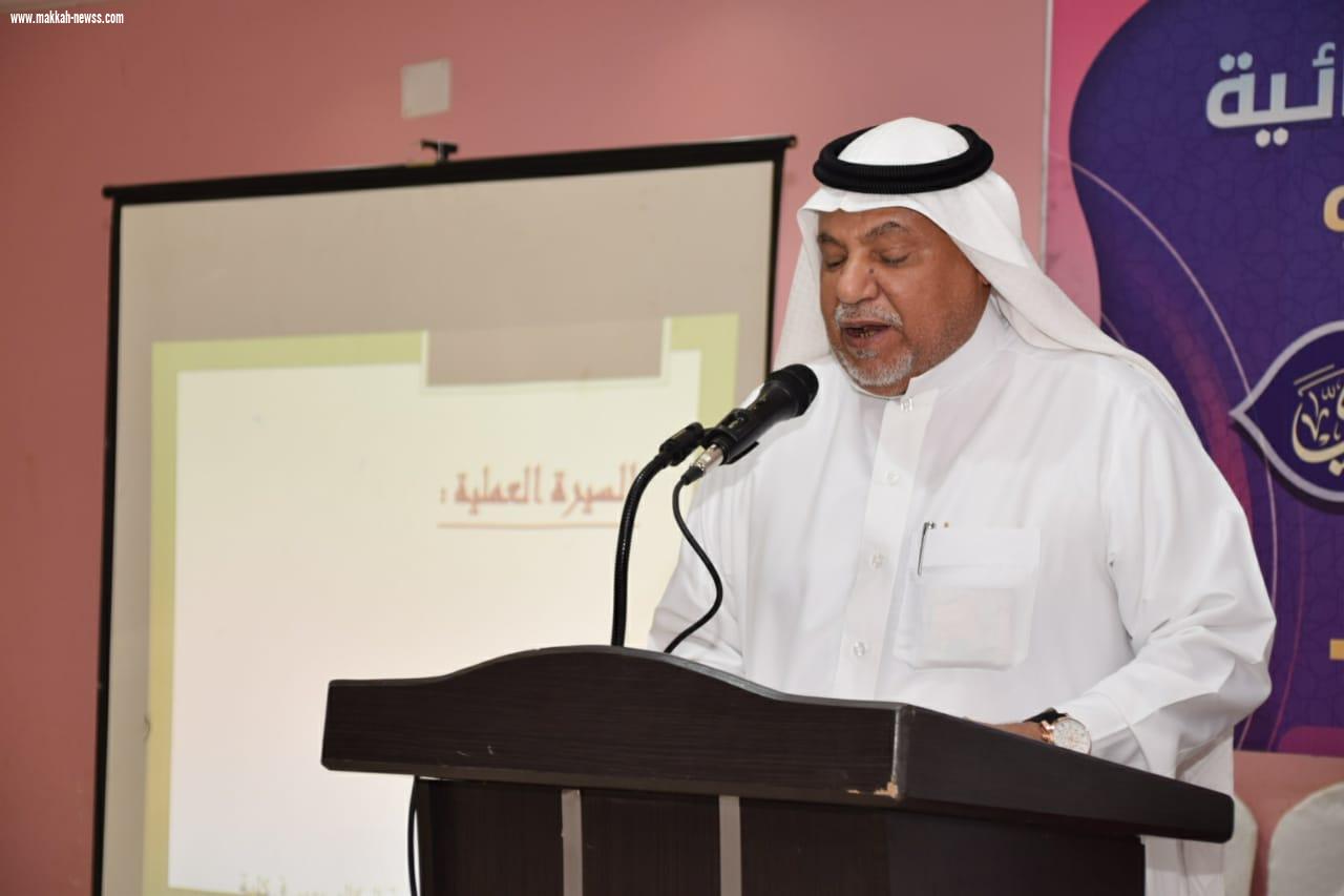 لمسة وفاء جسدتها مدرسة المصفق احتفاء بمسيرة المعلم المتقاعد عبده حمدي