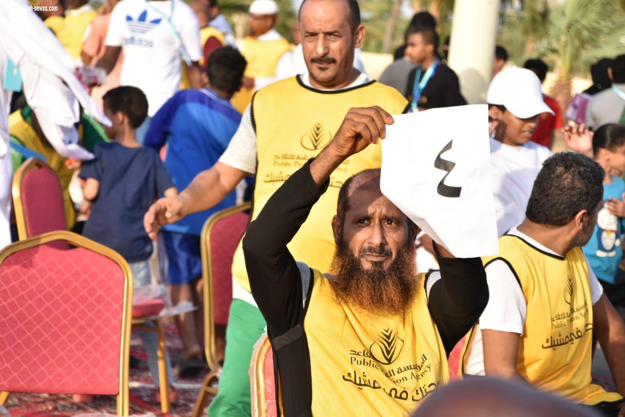 مؤسسة التقاعد وهيئة الرياضة تنظمان فعالية المشي بكورنيش جازان