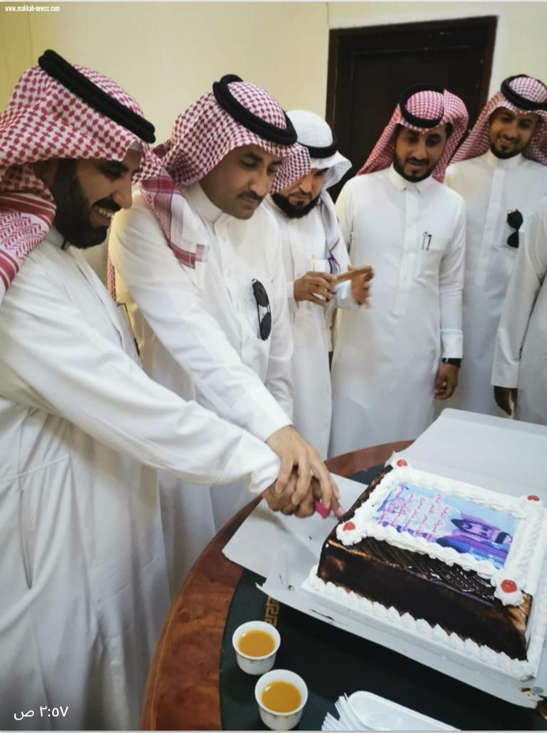 رئيس المجلس البلدي بالعارضة  محزري واعضاء المجلس يهنئون التليدي على الترقيه