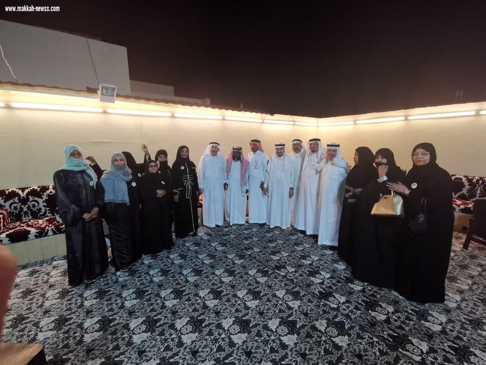 اجتماع جمعية متقاعدي مكة يوافق على بعض المقترحات ويختار متحدث رسمي للجمعية في أول اجتماع بين المؤسسين ومجلس الإدارة