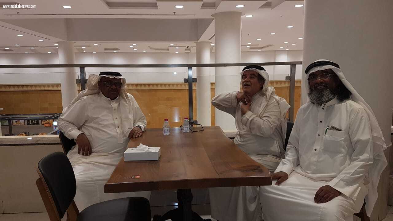 الاجتماع الشهري لاعضاء صحيفة شبكة نادي الصحافة مع أعضاء جمعية المتقاعدين 