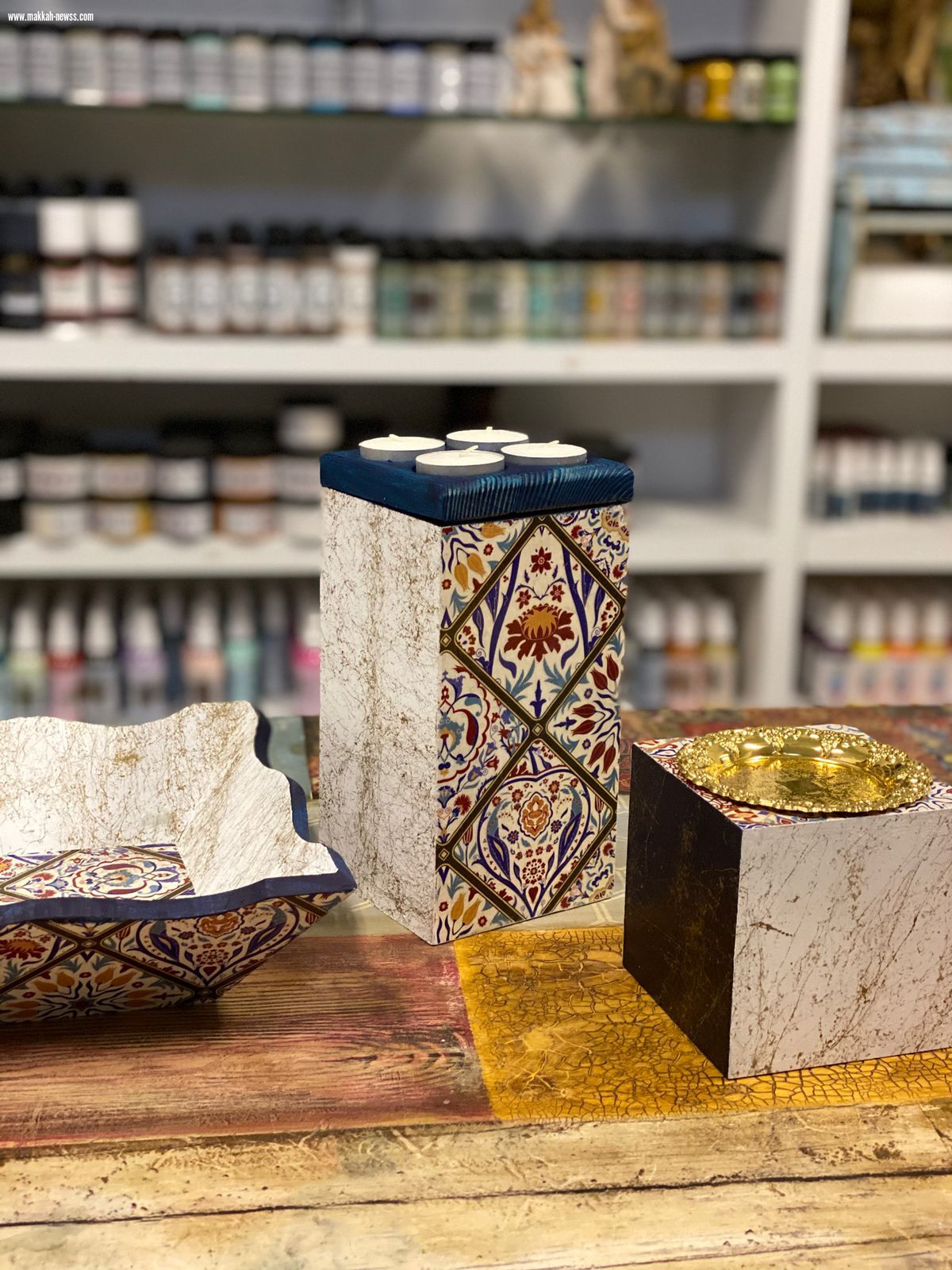 صحيفة صوت مكة الاجتماعية  تحاور الفنانة هدى الشهيب   -الرغبة و الشجاعة وحب الفن هذه أهم مقومات الإبداع والاستمرارية. 