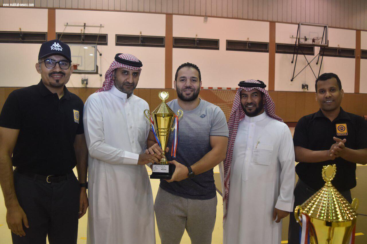 مركز الرياض بطل شباب المصارعة الرومانية 