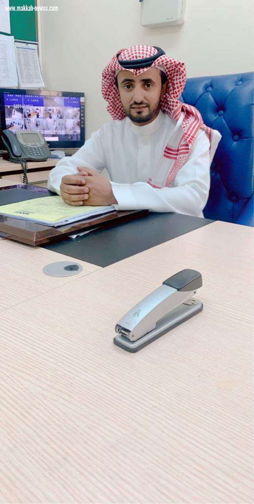 ناصر القحطاني يتلقى التهاني بتعيينه مدير لمركز صحي الإسكان