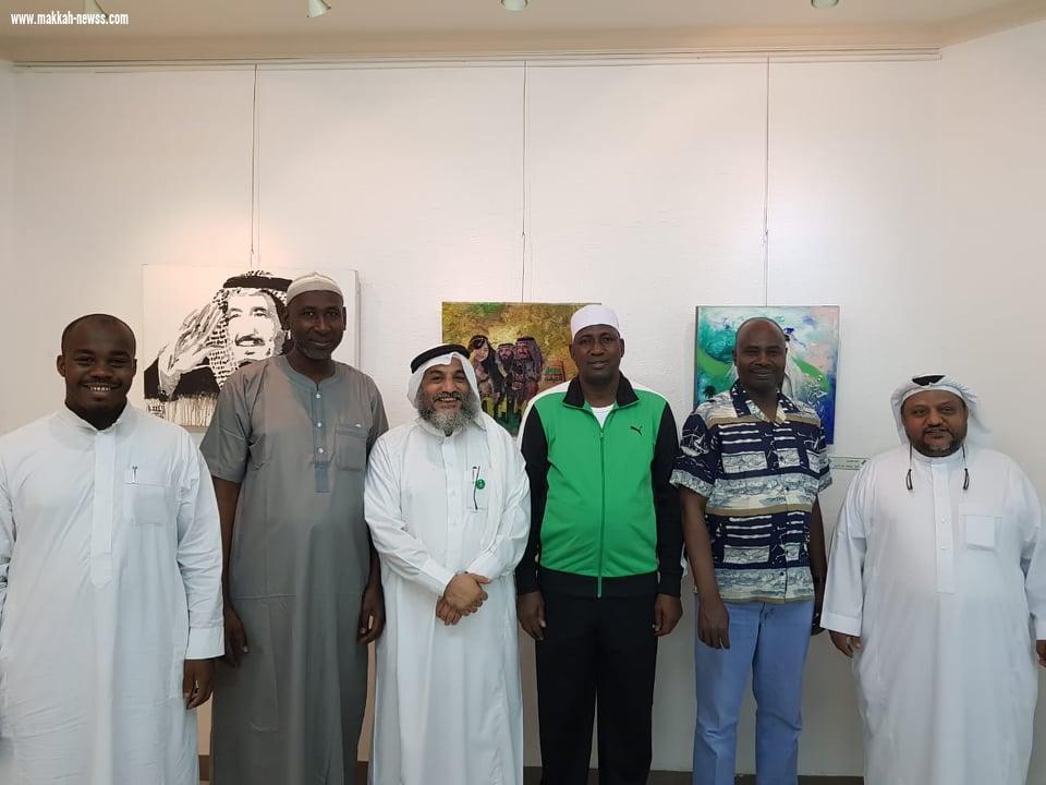 بحضور وفد من شبكة نادي الصحافة السعودي ورجال اعمال مميزين المستشار حارث عسيري يفتتح معرض جسفت مكة بعنوان ذكرى البيعة الخامسة