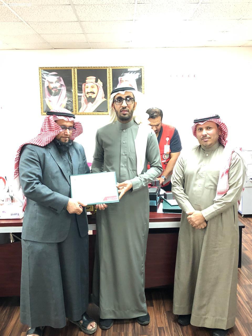 مدير عام فرع هيئة الهلال بمنطقة الباحة يقوم بزيارة وحدة تدريب بلجرشي