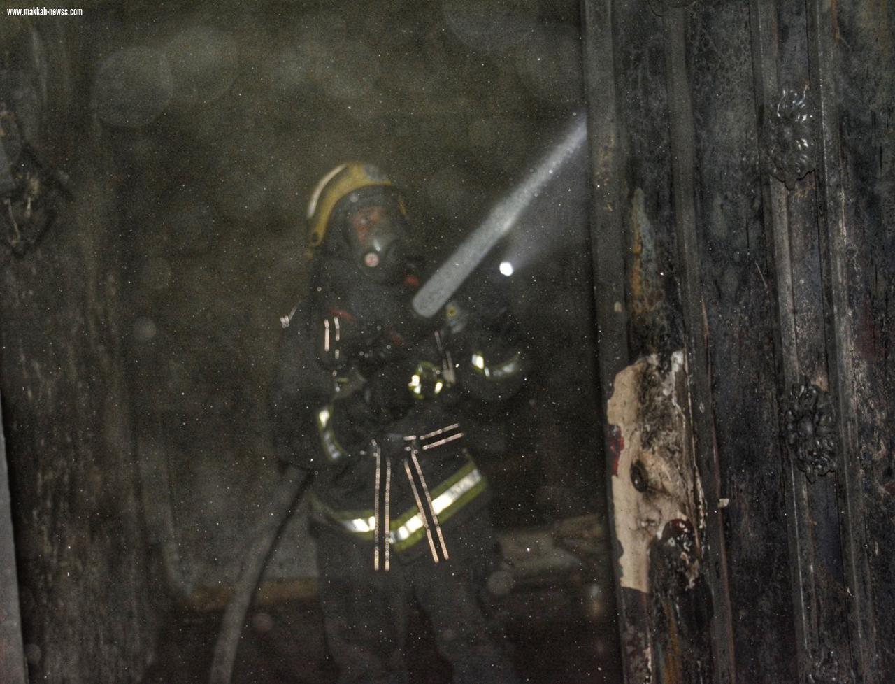 “مدني جدة” يخمد حريقا اندلع في منزل شعبي