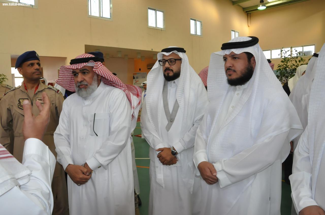 اللهيبي يدشن معرض وفعاليات الإرشاد التعليمي التعليمي والمهني