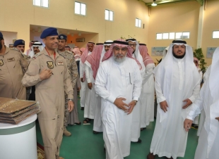 اللهيبي يدشن معرض وفعاليات الإرشاد التعليمي التعليمي والمهني