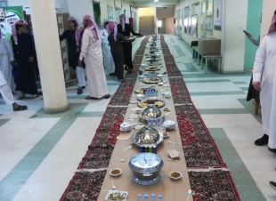 مجمع عمود التعليمي يكرم الطلاب المتفوقين