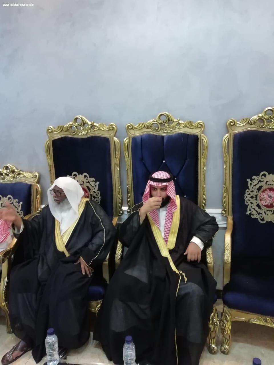 الدكتوراحمدحكمي يحتفل بزواجه 