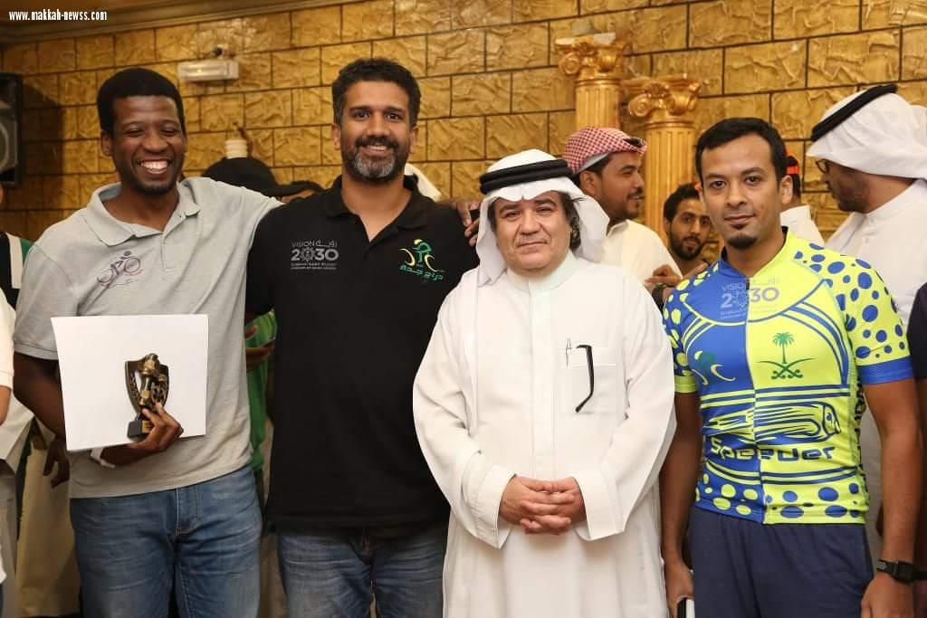 وسط حضور اكثر من 500 مدعو في مهرجان رياضي فريق دراج النوارية يدشن جيرسي خاص بالفريق 