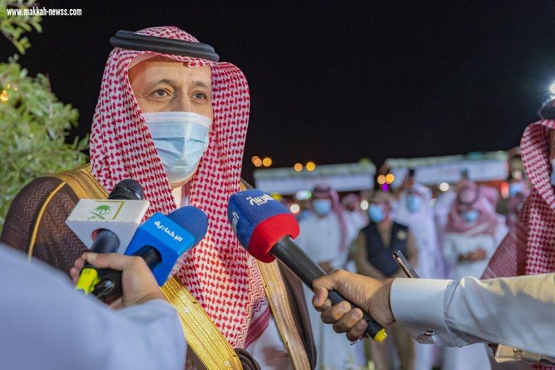 أمير الباحة يفتتح مهرجان الرمان أمام 100 عارض لبيع منتجاتهم