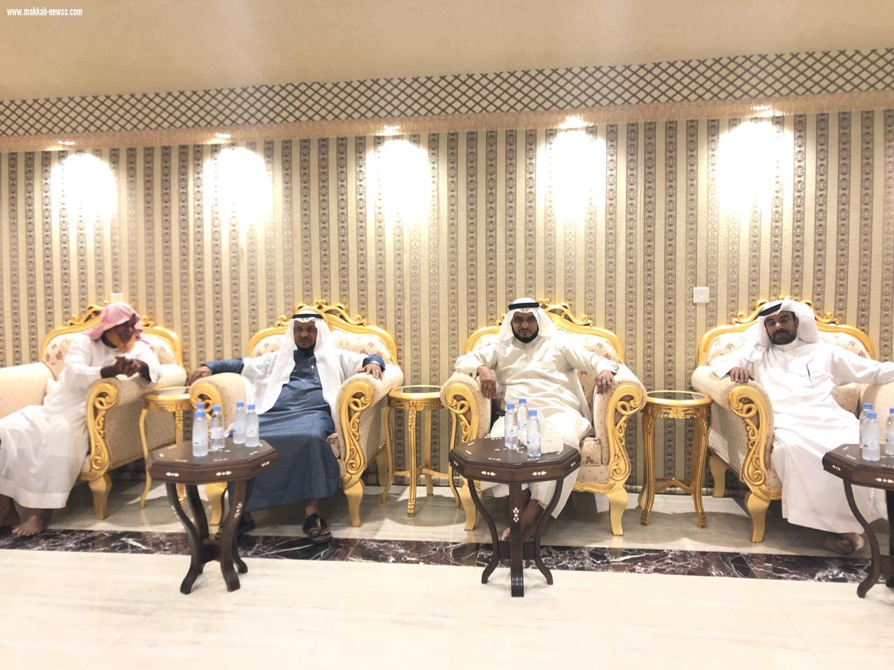 مدير صحيفة صوت مكة الاجتماعية بالمنطقة الجنوبية يعزي ابو شنب في وفاة ابن جده