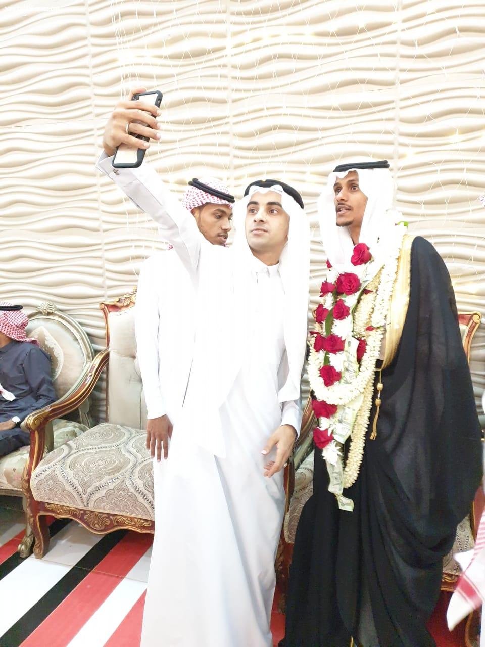 أسرة آل الجوحلي يحتفلون بزواج ابنهم الشاب عبدالسلام الجوحلي 