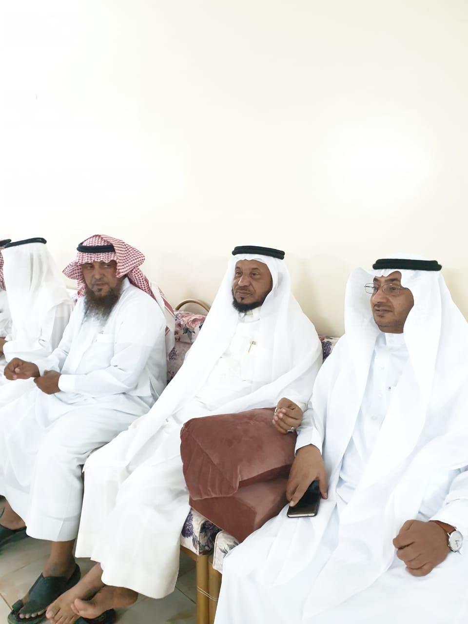 الزميل علي حكمي يحتفل بعقد قران ابنته وسط محبيه 