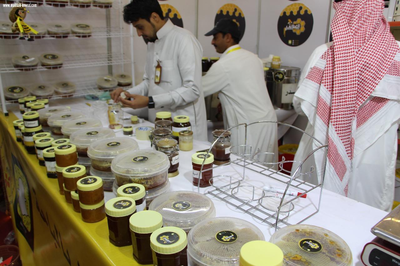 مهرجان العسل نبض سياحي متجدد في قلب الباحة شيدته جمعية النحالين إيماناً بدورها الإيجابي