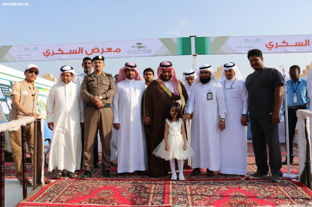محافظ الداير يتفقد قطاع الرعاية ببني مالك ويدشن العيادة النفسية ومعرض السكري