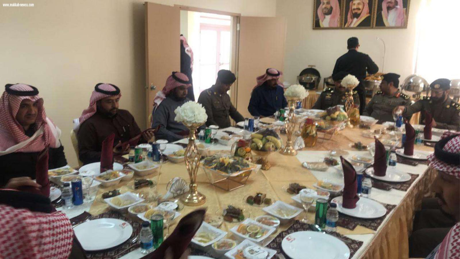 أمارة مركز صوير تكرم عدد من قيادات المراكز الامنيه التابعه للمركز                                     