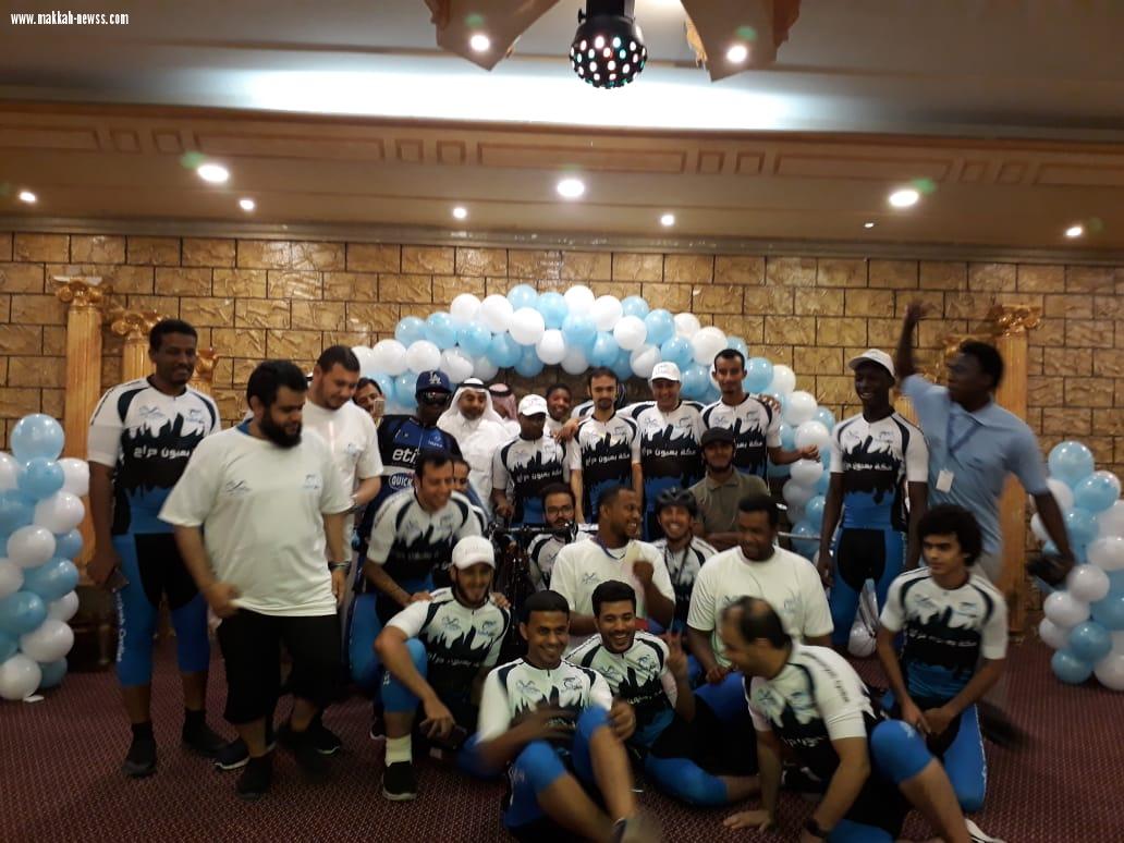 وسط حضور اكثر من 500 مدعو في مهرجان رياضي فريق دراج النوارية يدشن جيرسي خاص بالفريق 