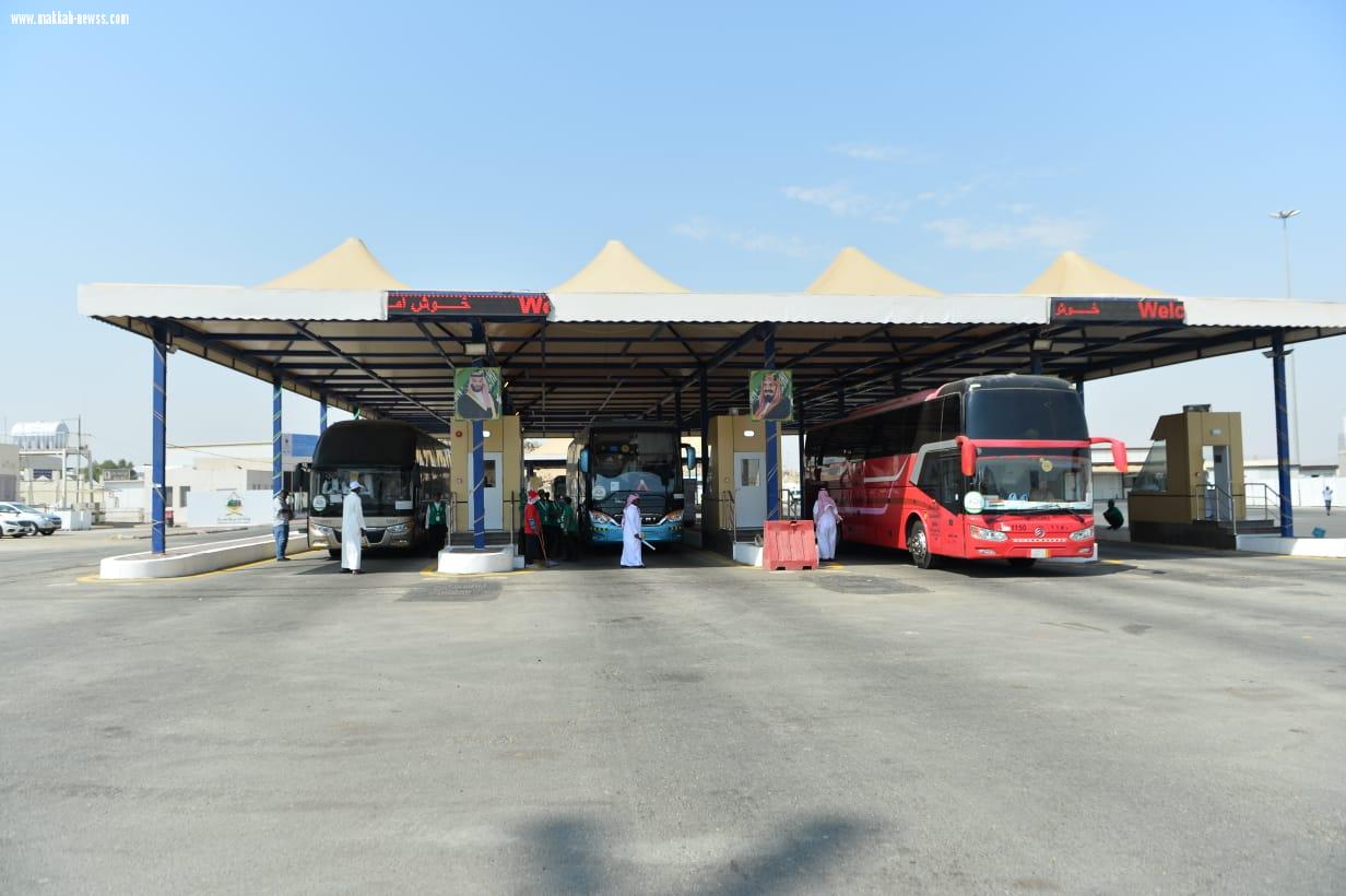 أمير مكة يتفقد مركز إستقبال ضيوف الرحمن بطريق مكة جدة 