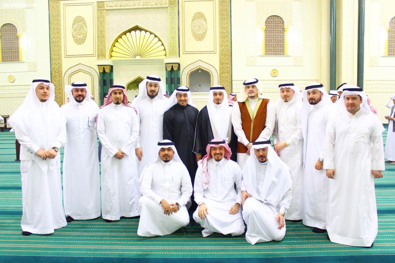 مدير ثقافة مكة صالح الانديجاني يحتفل بعقد قران الدكتور انس