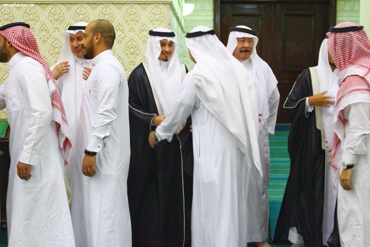 مدير ثقافة مكة صالح الانديجاني يحتفل بعقد قران الدكتور انس