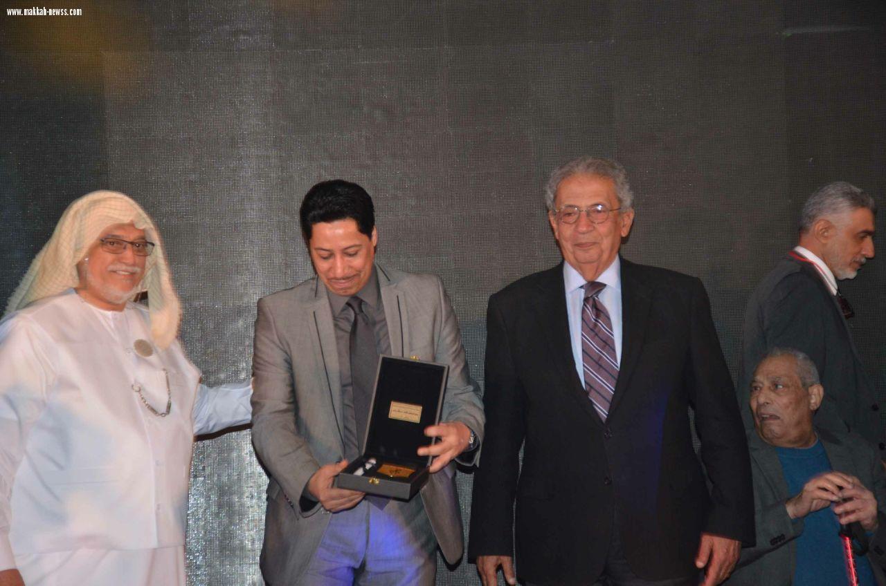 الفنان المميز دكتور عبدالله رشاد يفوز بجائزة باديب للهوية الوطنية 