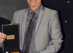 الفنان المميز دكتور عبدالله رشاد يفوز بجائزة باديب للهوية الوطنية 