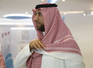 صاحب السمو الملكي الأمير فيصل بن سلطان بن ناصر يزور جمعية عناية